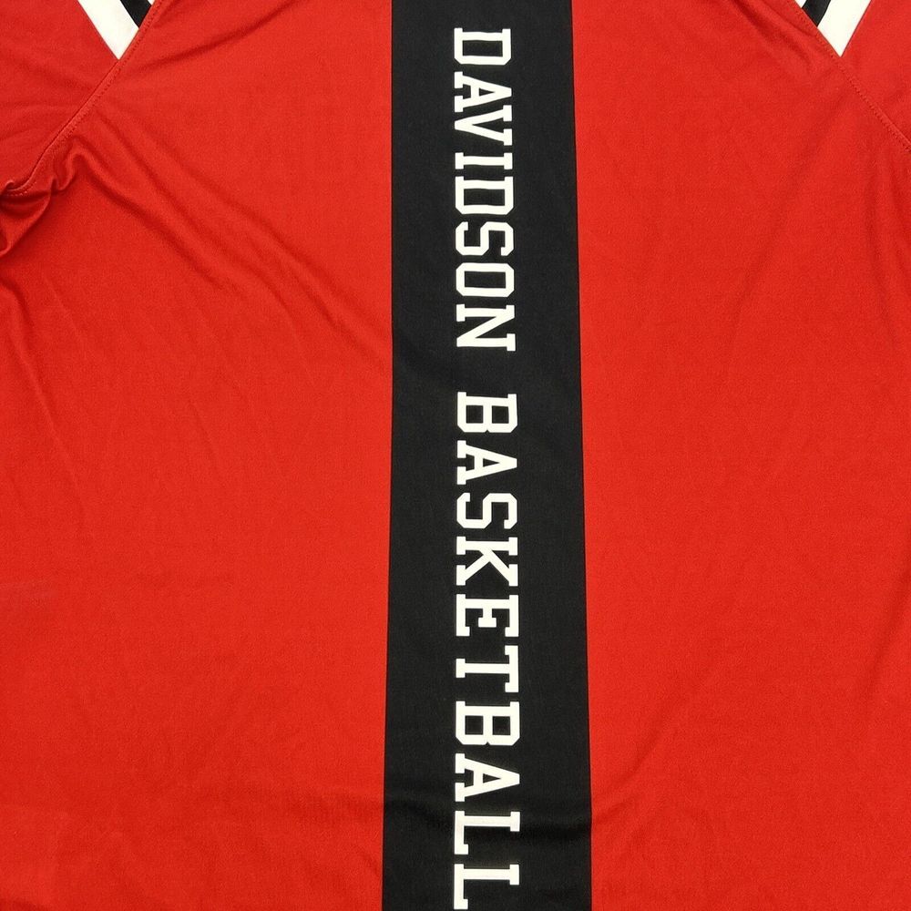 Davidson Wildcats Shirt Mens L Red Under Armour Long Sleeve Crew Neck Basketball - Picture 7 of 11